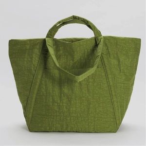 The Mini Cloud Bag from Baggu in Avocado